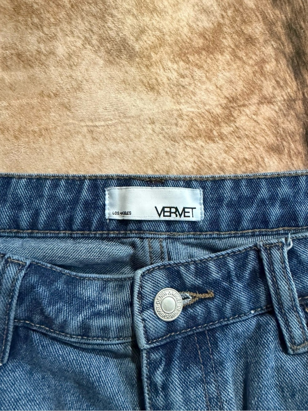 Vervet Los Angeles Distressed Boyfriend Jeans Size 31 Medium Wash Denim - Picture 4 of 5